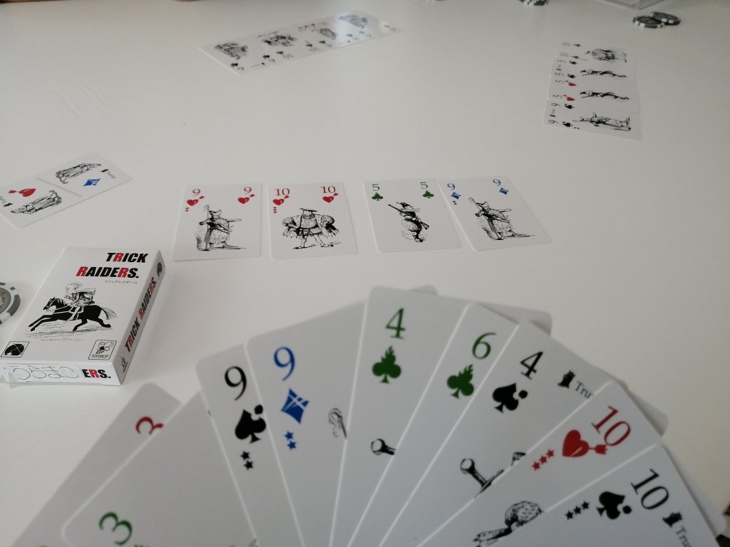 ポーズを決めて朝から楽しむボードゲーム課 | うらまこのボドゲあれこれ