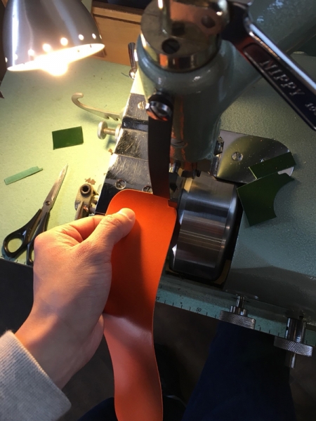 ファスナーペンケース