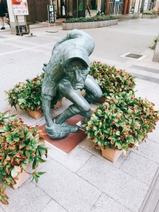 鉄五郎像
