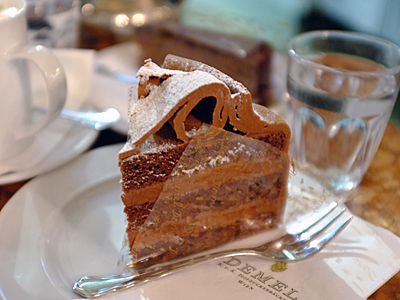 demel11.jpg