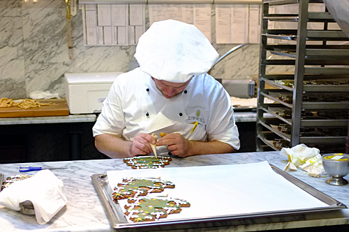 demel13.jpg