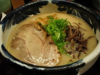 塩とんこつラーメン