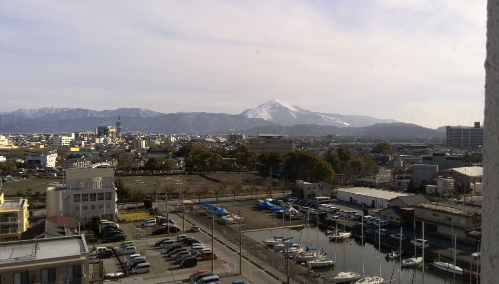 アゼスタ