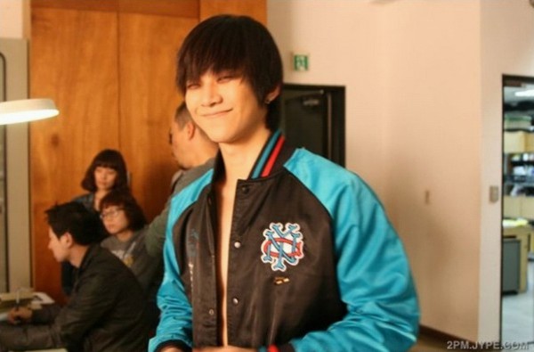 sm-j4.jpg