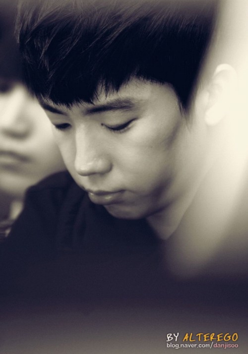 wooyoung-7.jpg