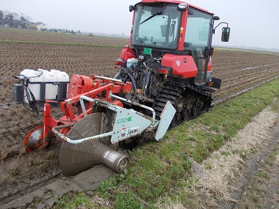 畦塗り機 | 石垣農園米 せがれｂｌｏｇ