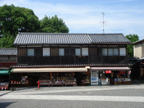 お土産屋さん_1