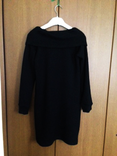 BLOGCHIRAMISETWISTNECKDRESSBK2.jpg