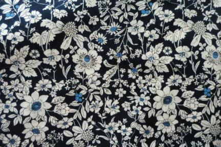 MA6002-19FABNAVYFLOWER_small.jpg