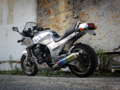 GPZ900R