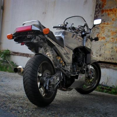 GPZ900R