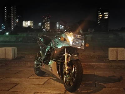 GPZ900R