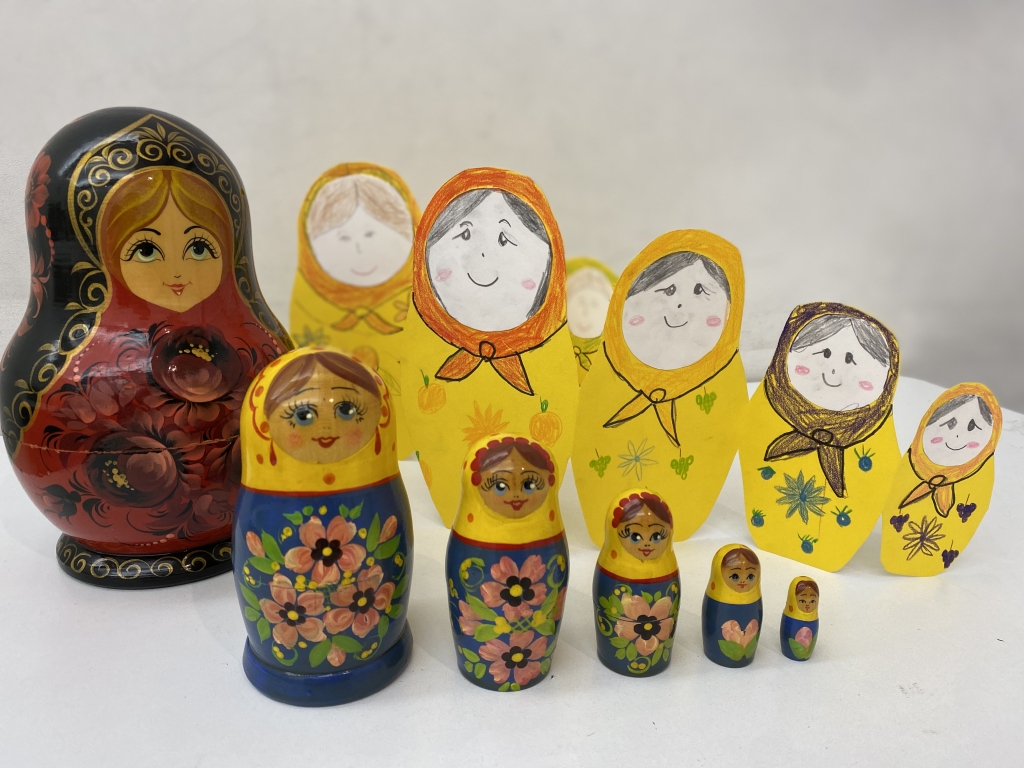 ◆【新品】英国ピューター製シンブル　限定品◆先生。卒業　マトリョーシカ