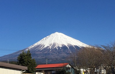 富士山 新年 大きい 富士宮