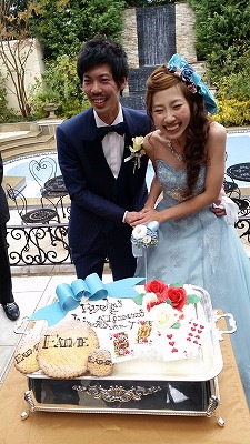 ケーキ入刀 不思議の国のアリス wedding cake