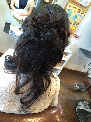 ヘアアレンジ ヘアセット ハーフアップ 結婚式 お呼ばれヘア