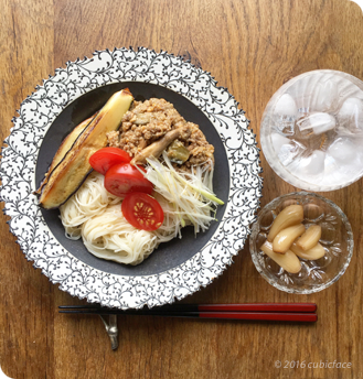 肉味噌とお素麺