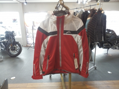 クシタニ・メッシュジャケット入荷してます！ | STAFF BLOG by Blue Forest
