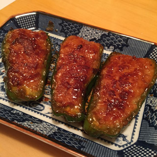 ピーマンの肉詰め