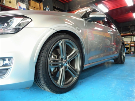 GOLF7 TSI コックス製スプリングキット取付ピットハウスロコ