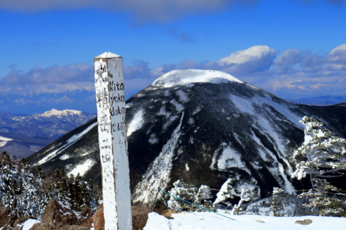 北横岳山頂