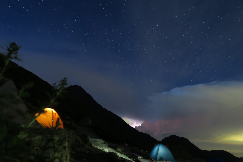 北岳山荘テント場 夜景