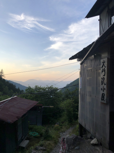大門沢小屋