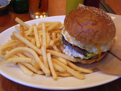 GOLDEN BROWN エッグバーガー