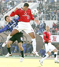 新加入のワシントンがいきなり決めた!