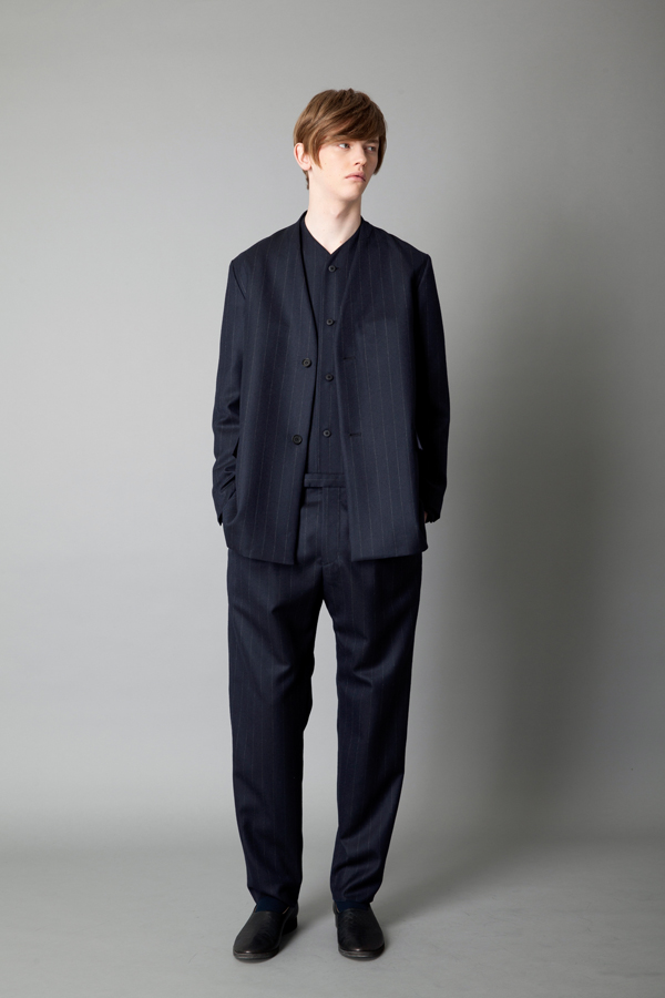 e15aw03.jpg