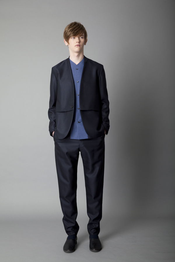 e15aw28.jpg