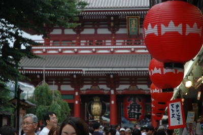 仲見世遠景