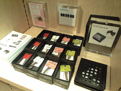 201002112200-1.jpg