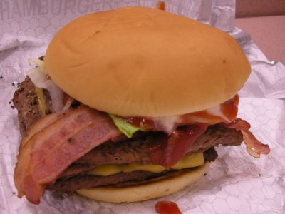 スーパーメガウェンディーズバーガー