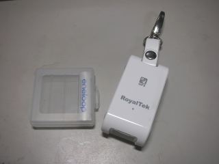 本体と比較用単四電池