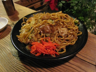 裏メニューの焼きらーめんです