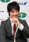 史上最年少理事に就任した遼クンは緊張気味(撮影・今井正人)