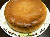 ホワイトチョコのチーズケーキ。
