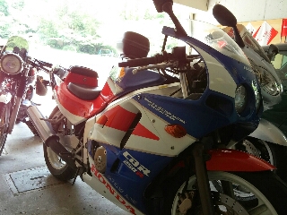 MC19 CBR250R とりあえず完成！ | ゼブログ!!