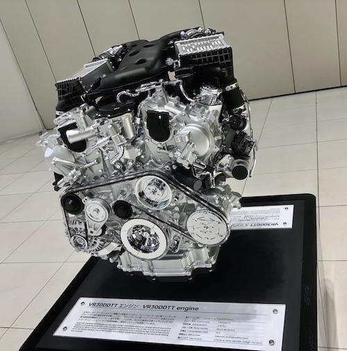 VR30DDTTエンジン!マニが!!市販車Zも早く乗って VR30DDTTエンジン!マニが!!市販車Zも早く乗って