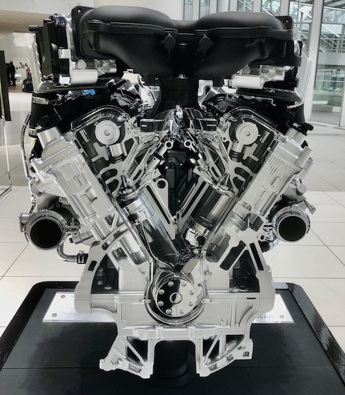 VR30DDTTエンジン！マニが！！市販車Zも早く乗って