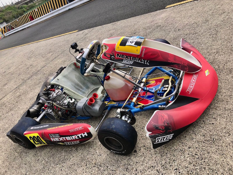 鈴鹿サーキット南コースでロックシフター！レーシングカートと