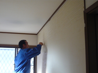 珪藻土施工中