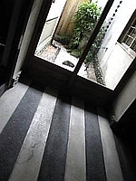 川