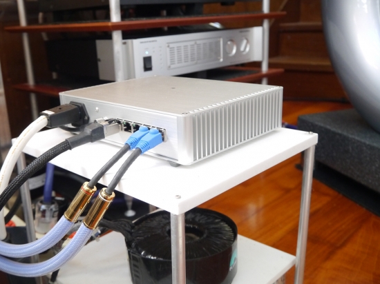 LINN / RENEW DS 用台座 | JS PC Audio Blog LINN / RENEW DS 用台座 | JS PC Audio Blog