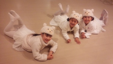 羊の3人