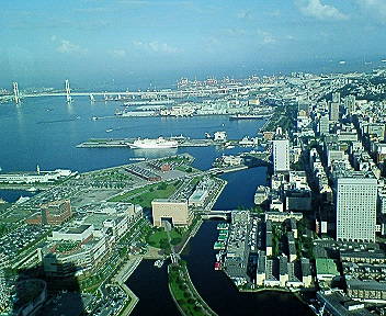 横浜市上空