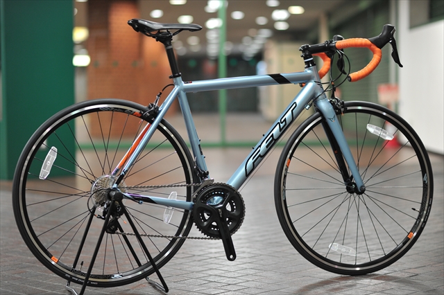 ストリートロード? FELT F75。 | カンザキバイク/サイクルショップ