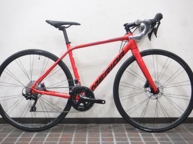 2021 MERIDA SCULTURA 400 赤が目をひく！！ | サイクルショップ
