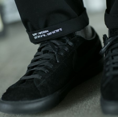 SAY 17au_4WAY STRETCH PANTS 4.jpg